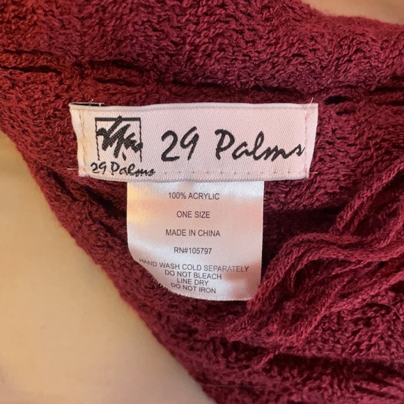 29 Palms Burgundy knitted scarf - Picture 3 of 3
